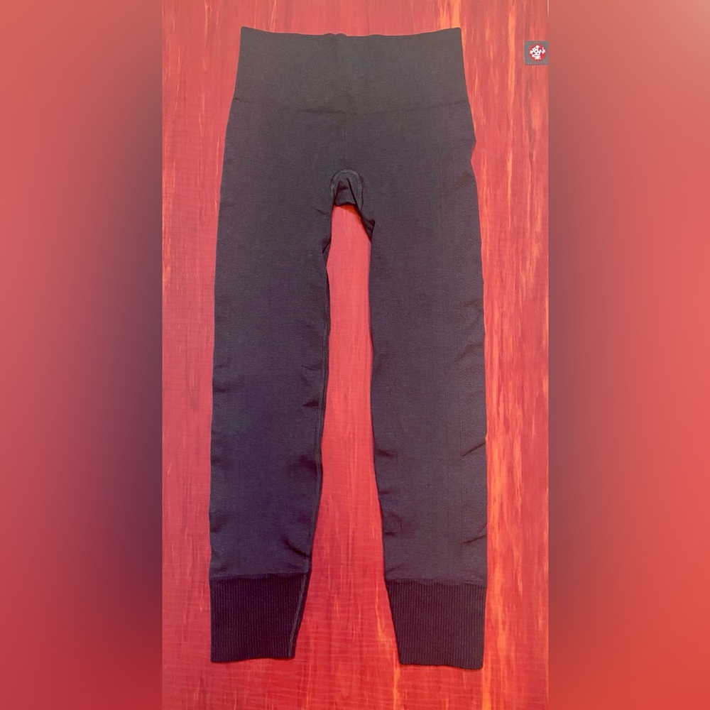 Lululemon Athletica Leggings Gray High Rise Leggings Size 4